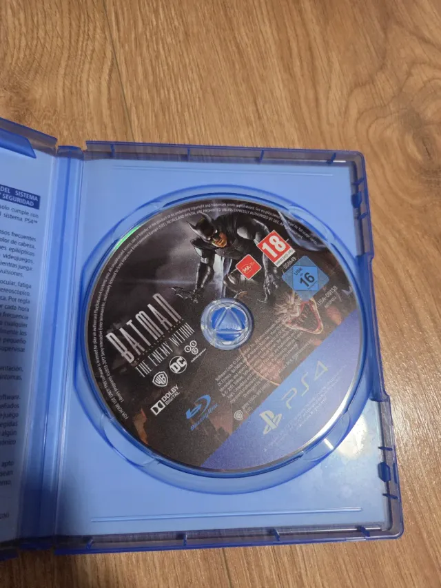 Batman: El Enemigo Dentro PS4