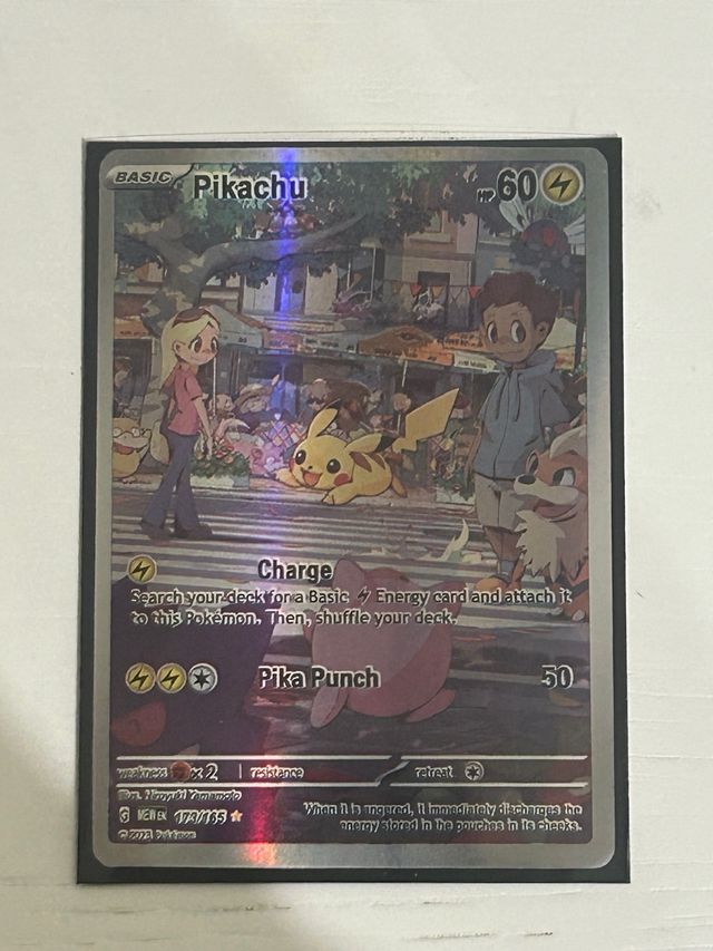 Carta Pokémon Pikachu 179/165 + funda