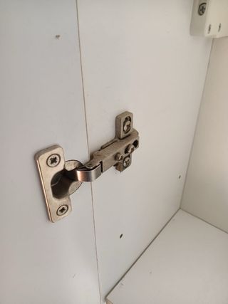 Specchiera con cornice in legno e vetro