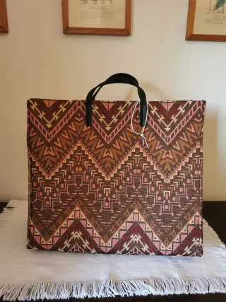 Borsa tote bag fantasia con tasche