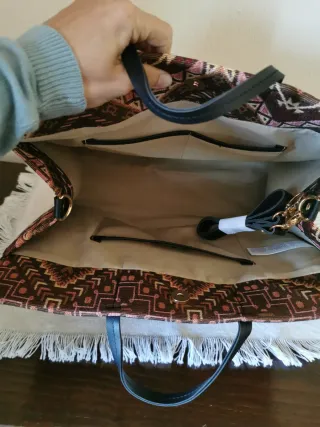 Borsa tote bag fantasia con tasche