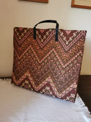 Borsa tote bag fantasia con tasche