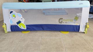 Barrera de Cama Infantil Giraffe in the Space