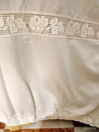 Ropa de mesa camilla y cortinas a juego