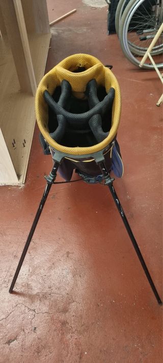 Bolsa de golf Wilson amarilla y negra