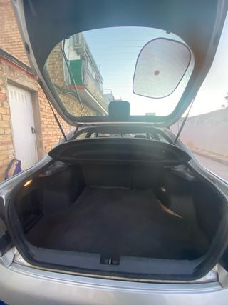 Mitsubishi Carisma 1999