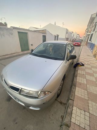 Mitsubishi Carisma 1999