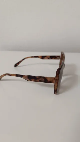 Gafas de sol cuadradas tortuga