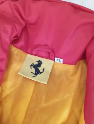 Giacca a vento Ferrari vintage rossa