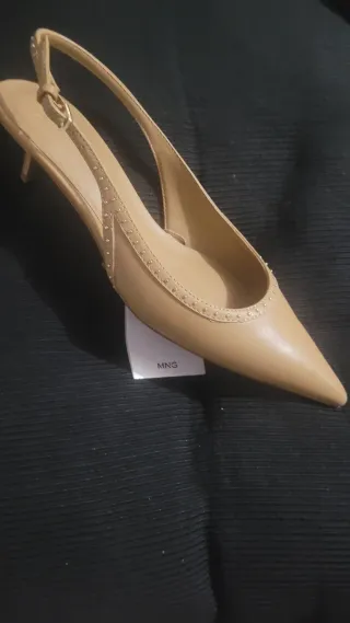 Zapatos Slingback Mango BeigeTalla 38 sin estrenar