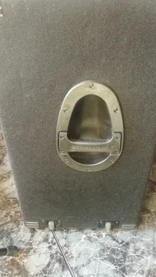 Cabezal Bajo Bugera + Pantalla Behringer + Flight