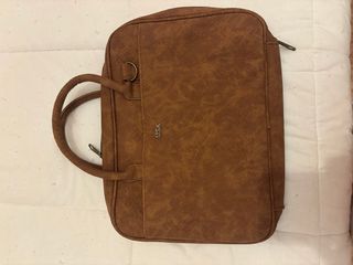 Maletín portátil/tablet marrón