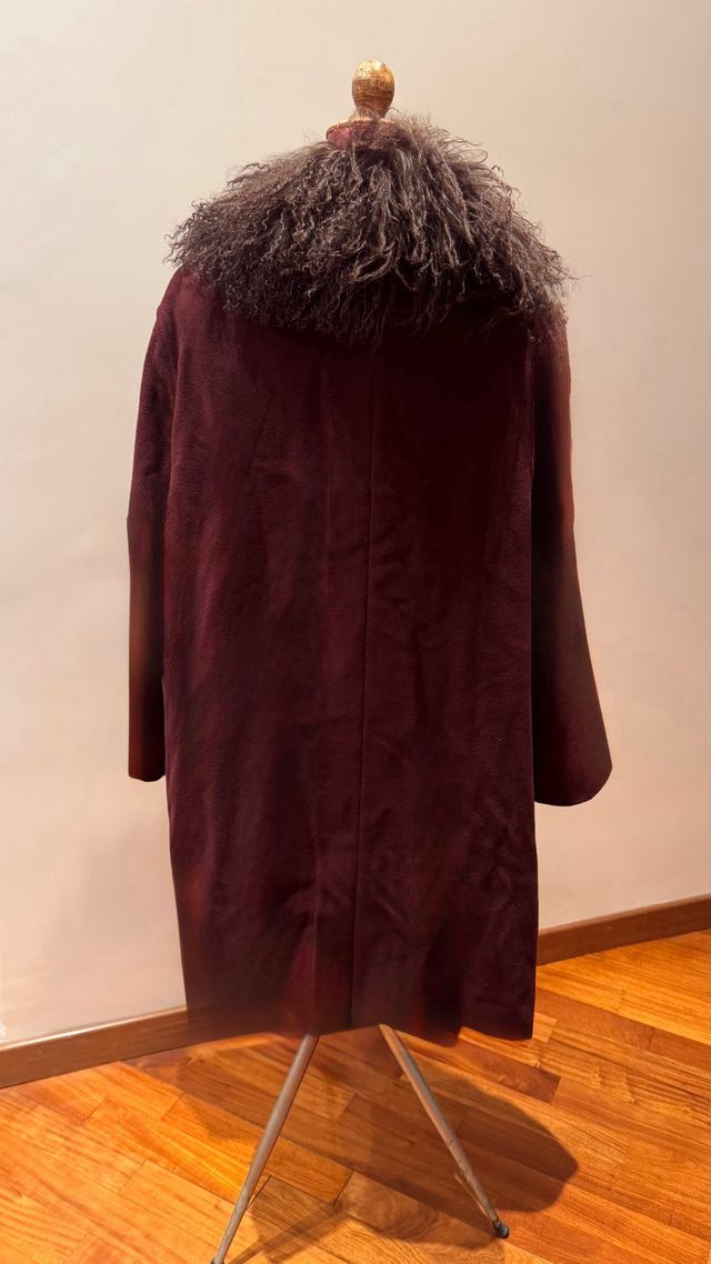 Cappotto in morbida lana color vinaccia