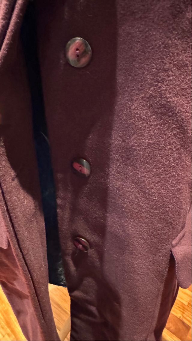 Cappotto in morbida lana color vinaccia