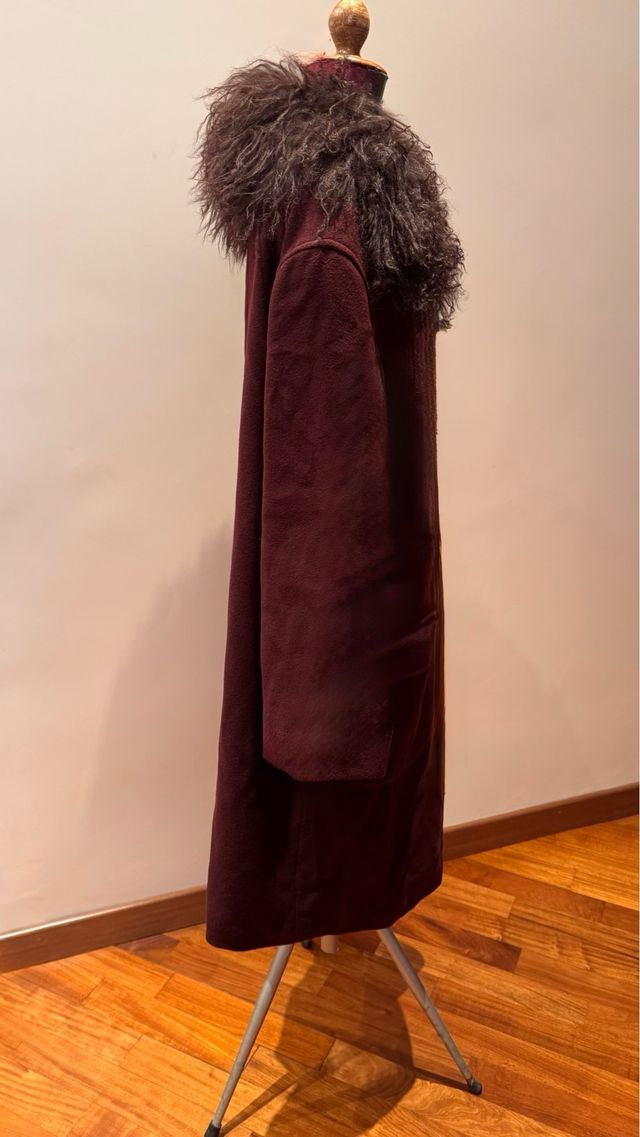 Cappotto in morbida lana color vinaccia
