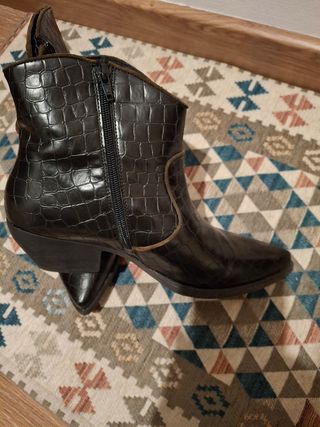 Camperos donna neri con cerniera laterale