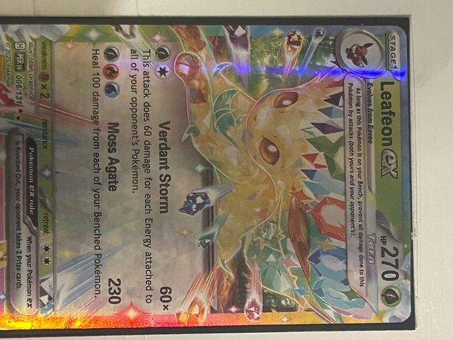 Carta Pokémon Leafeon EX + funda