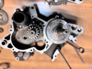 Motor derbi €2 marrón.