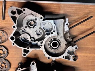 Motor derbi €2 marrón.