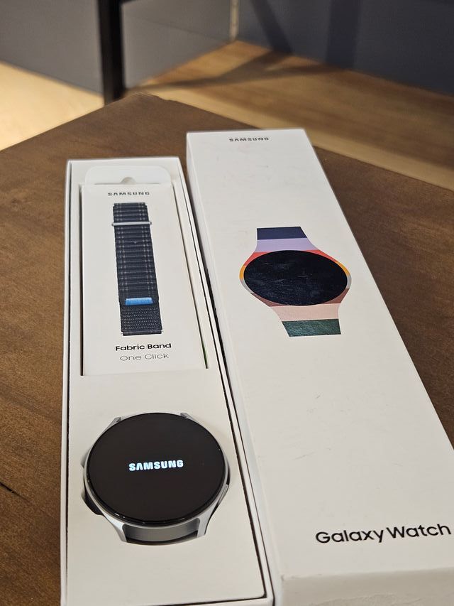 SAMSUNG WATCH 7 40MM CREMA (L300)