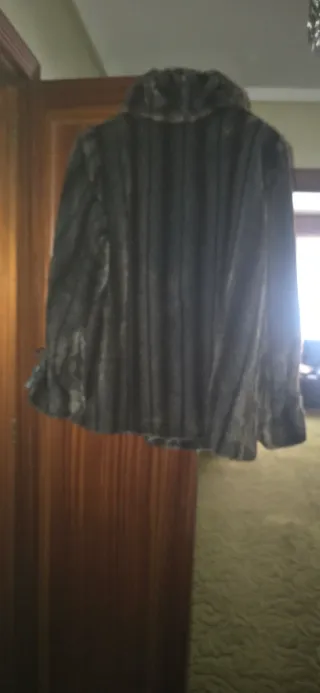 Chaquetón Piel Sintética tipo visón