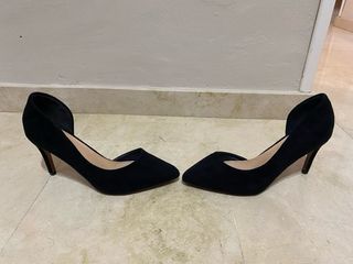 Tacones negros ante asimétricos talla 38