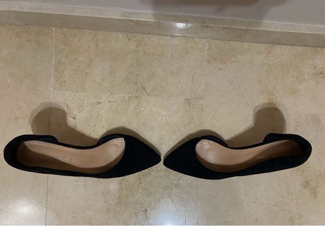 Tacones negros ante asimétricos talla 38