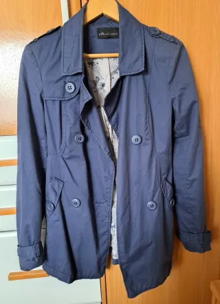 Gabardina Stradivarius Azul Talla S