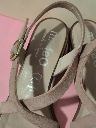 Sandalias tacón ante rosa palo