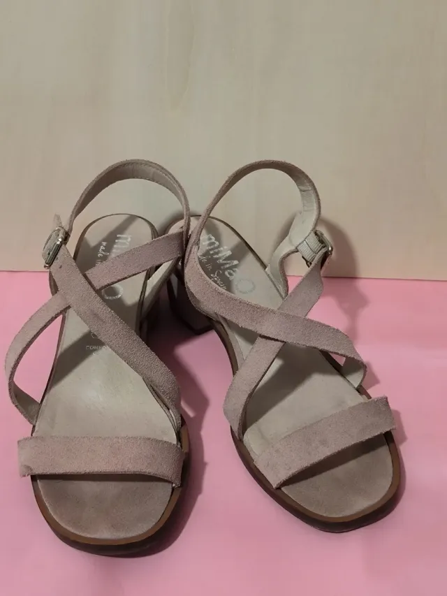 Sandalias tacón ante rosa palo