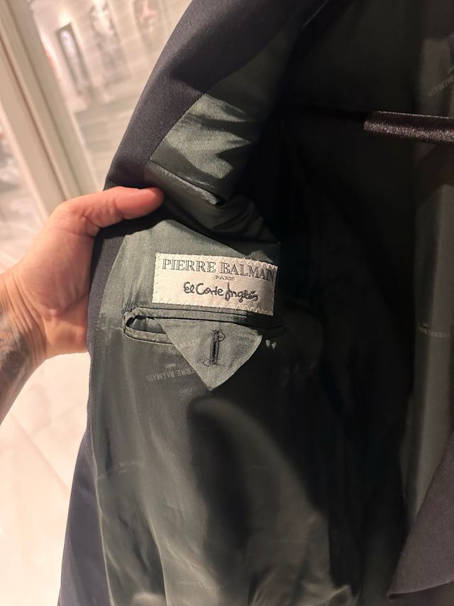 Americana Balmain Negra