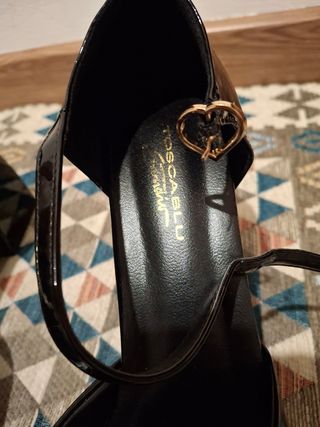 Scarpe Tosca Blu vernice nere