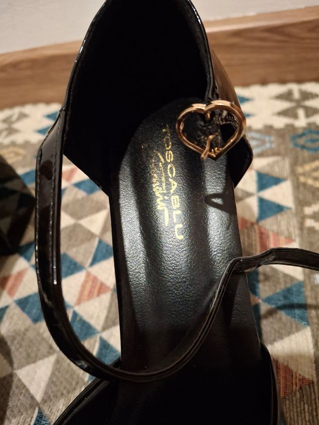 Scarpe Tosca Blu vernice nere