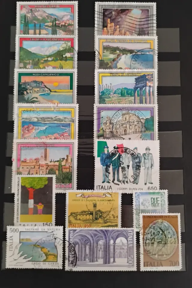 Album francobolli Italia e estero