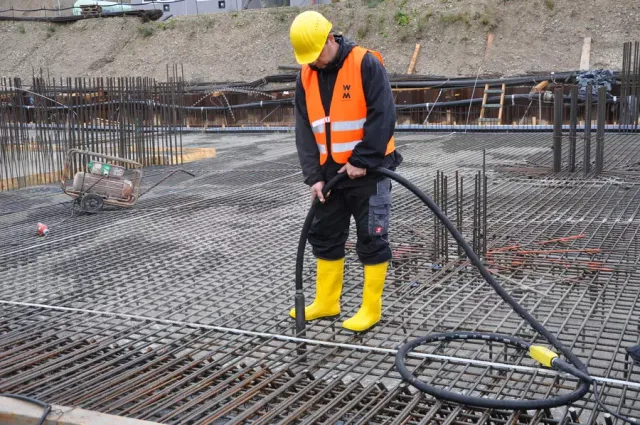 Alquiler Vibrador Hormigón Wacker Alta Frecuencia