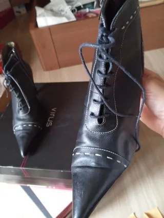 Botas vintage años 90 cordones tacón De Ubrique