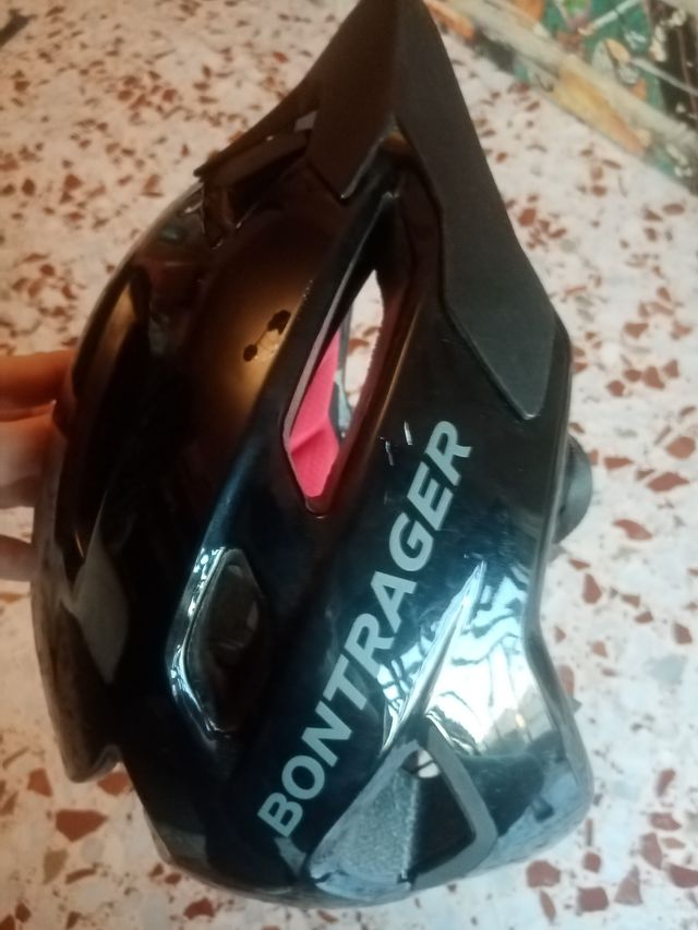 Casco Bontrager Quantum Nero