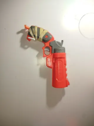 Pistola Nerf Fortnite con cinta