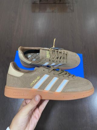 Zapatillas Adidas Handball Spezial chalky brown