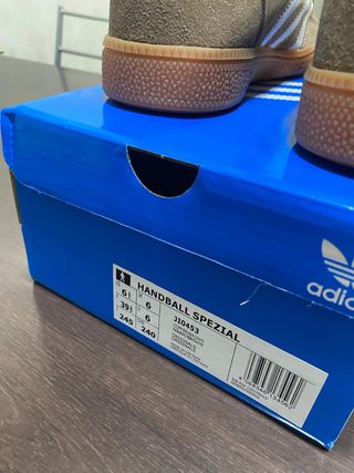 Zapatillas Adidas Handball Spezial chalky brown