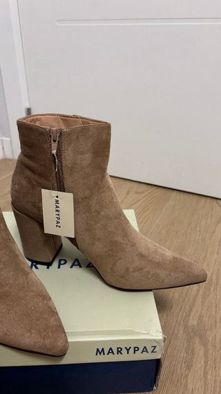 Botines MARYPAZ beige/marrón tacón, nuevos sin uso