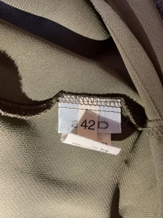 Camicetta vintage verde militare con fiocco