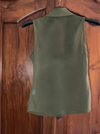 Camicetta vintage verde militare con fiocco