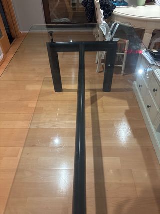 Mesa de cristal grande negra