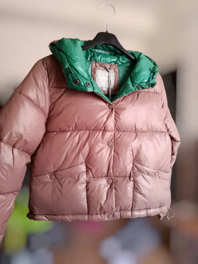 Chaqueta acolchada marrón chocolate  y verde