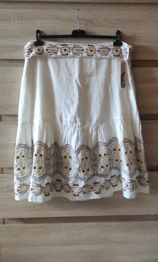 Falda Lino 100% Talla 44 Bordada