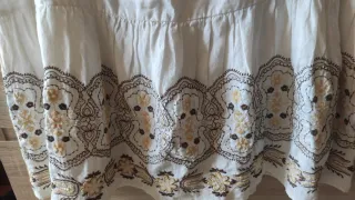 Falda Lino 100% Talla 44 Bordada