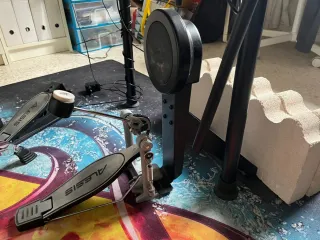 Batería Electrónica Alesis Nitro Mesh Kit