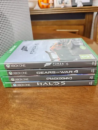 Xbox One 1TB Blanca + 4 Juegos ( no incluye mando