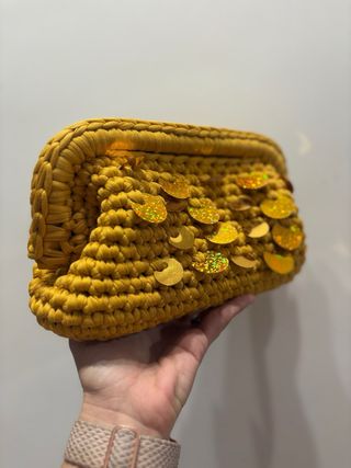 Clutch uncinetto oro con paillettes